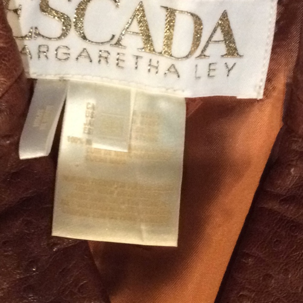 Escada leather jacket - Picture 3 of 7